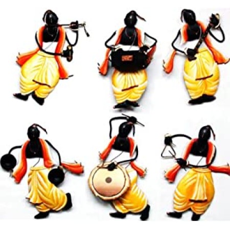 Karigaari Dancing Pandits Musicians Iron Idol (15.24 cm x 7.62 cm x 25.4 cm, Set of 6)